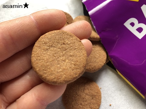 手のひらのクッキー